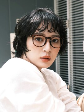 ガーデンヨコハマ(GARDEN YOKOHAMA) 黒髪　ショート　パーマ　レイヤー