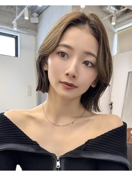 ホロ 渋谷(hollo) タッセルボブ韓国風ボブ切りっぱなしボブ波巻きボブ