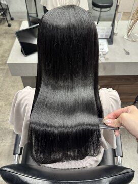 アイユー(ii+U) 髪質改善ストレート×地毛風カラー