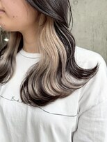 サクラ オモテサンドウ(SAKURA) レイヤーカット×ブリーチを使ったインナーカラー☆表参道