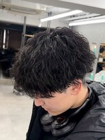 オーバル ジングウマエ(OVARL jingumae)&nbsp;縦落ちパーマシャドウパーマサーフカールフェザーパーマ