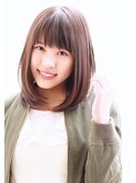 【ナチュラルな小顔ワンカールロブ】×【ノームコアカラー】