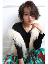 ヘアースペース ブイ(hair space V) 柔らかいツヤが漂うラフカールボブ