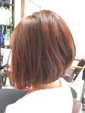 ベル(Bell) 触りたくなる☆ツヤ髪☆前下りボブ