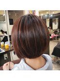 ピンクベージュ小顔ボブ