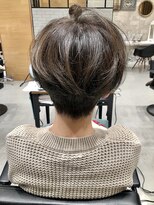 ザ シー 橋本(The C)&nbsp;丸みのある耳だしショートヘア