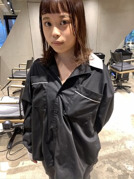 ビビト(bibito) bibito 前髪 外ハネミディアムパーマ 切りっぱなしロブ