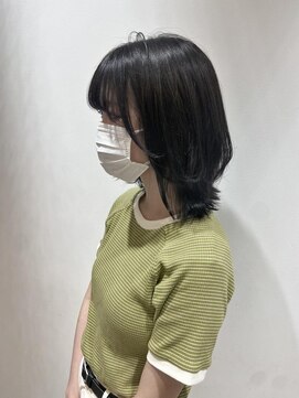 リア(Li'a by neolive) レイヤーカット