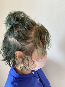 ウーヴリール 総社店(ouvrir) カラー（グリーン）