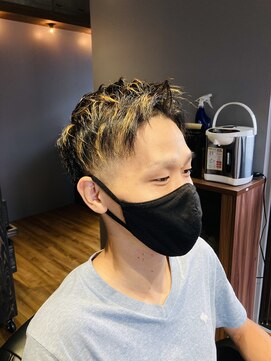 ヒヨシ(HIYOSHI) 2ブロックアップバングスタイル〈理容室〉