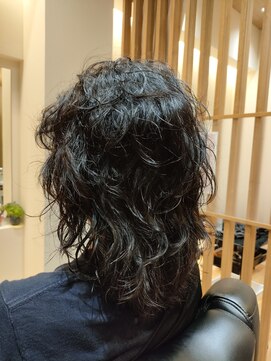 ラテラル(lateral) 潤いたっぷりウェーブ