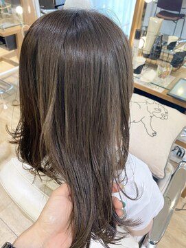 ネオリーブ チロル 横浜西口店(Neolive CiroL.) オリーブベージュ 透明感カラー 髪質改善