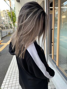 キング 梅田(K!ng) 【梅田】バレイヤージュホワイトカラー髪質改善カラー艶髪カラー