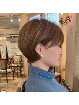 髪質改善と縮毛矯正の専門店 サンティエ(scintiller) 大人綺麗な小顔襟足スッキリショートボブ 30代40代50代