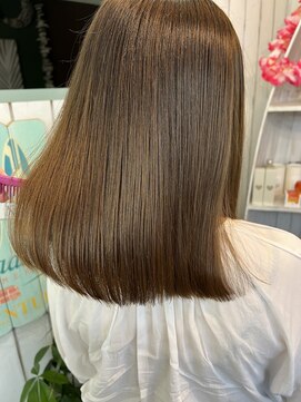 リヴァイアール(rewaiaul) ベージュカラー*＊.。