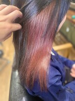 エムエーヘアースタジオ(M/A hair studio.)&nbsp;インナーカラー◎コーラルピンク