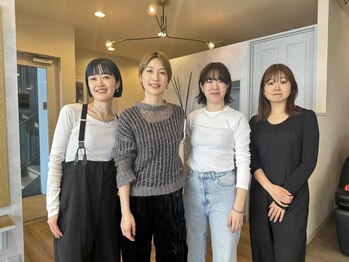 ブラウン (BROWN)の写真/6席の広々とした居心地の良い空間でハイセンスなサロン◇女性目線で"カワイイ&カッコいい"をご提案◎
