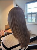 大人かわいい小顔ハイライトカラーハニーベージュロング