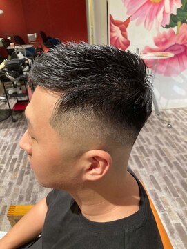 リリーコナー 武蔵小杉(LilyConnor) 武蔵小杉/メンズ/ヘッドスパ/眉毛/バーバー/フェード