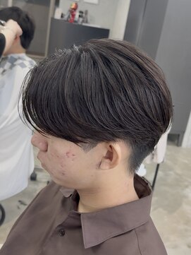 エデアンホンテン メンズサロン(EDEAN 本店 (旧:EDEAN 上通)) センターパート 刈り上げセンターパート 熊本メンズパーマ