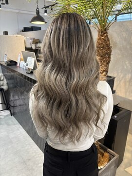 メリー オオサカ(Merly Osaka) バレイヤージュ