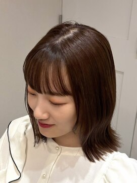 ファルベ(Farbe) 黒髪/オリーブグレー/小顔/ココアベージュ