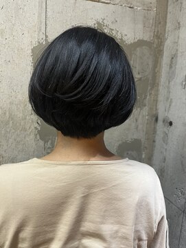ユーアールキャッスル(UR CASTLE) 癖毛対応ショートボブ
