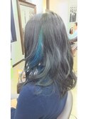 グレー×インナーブルー