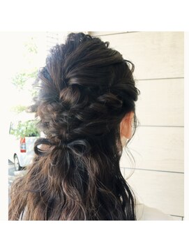 シャンティーク(shanteek) 【平垣内】リボンハーフアップアレンジ