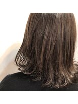 エム(EM)&nbsp;【お客様スタイル】アッシュベージュ　下北沢　美容室