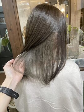 オールバイオー(Owl by oOo) 透明感インナーグレーカラー