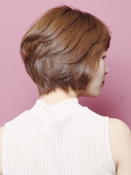 アンダートゥリー(_TREE) 【_TREE表参道/遠藤】大人レイヤーボブ「フェミニーノ×ぬけ感」