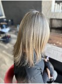 シースルーバングロングレイヤーハイトーン＋髪質改善
