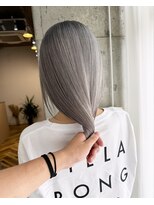 ラニヘアサロン(lani hair salon)&nbsp;スモーキーシルバー/ホワイトシルバー/ハイトーン【大名/天神】