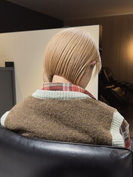 ジアン テラス(GIEN TERRASSE) #ぱつっとボブ#ハイトーンボブ/岸本 理希