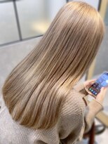 フルプ(HULP)&nbsp;20代30代ハイミルクティーベージュ髪質改善カラー艶感ストレート