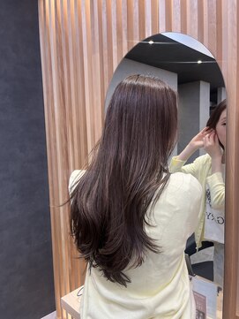 リファインド(REFINED) トレンドのたっぷりレイヤースタイル AYANO