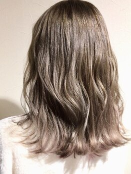 スリー(3)の写真/【東三国】マンツーマンならではの 一人ひとりの髪質・理想に寄り添った施術が人気!大型店が苦手な方にも◎