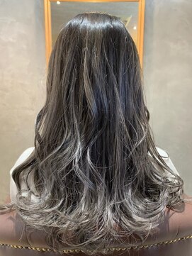 スーリール 今宿店(Sourire) シルバーグラデーション