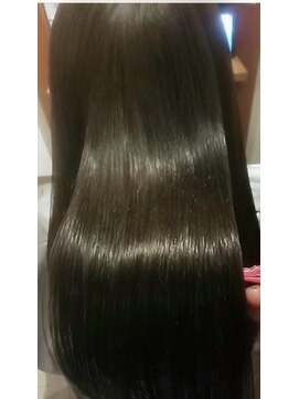 フェルナ(FERNA) 艶髪トリートメント☆髪質改善