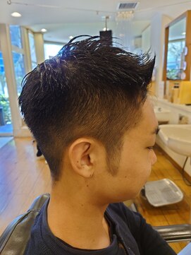 コダマ 茗荷谷店(KODAMA) 韓国マッシュ/センターパート/ツイストスパイラル/茗荷谷/理容室