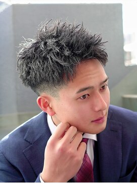 クオル 立川(QOL) ビジネスヘア/メンズカット/ツイストスパイラル/フェード