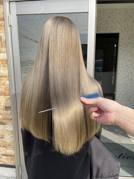 シャルム(Charme) ミルクティーカラー