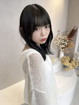 ソウィ(sowi) 大人っぽオリーブグレーなミディアム