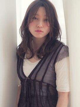 ヴィヴィ(VIVIE) 艶髪センターパート大人可愛いひし形くびれヘアダークグレージュ