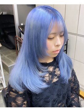 キャラ シャローネ 池袋(Chara Chalone) ブルーカラーのシャギーレイヤースタイル【池袋東口/岸雄一】