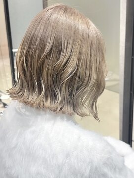 ベモ(NVEMO) オリーブグレージュミルクティー