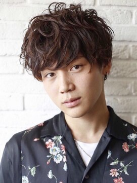 メンズサロン Johnny MEN 下北沢店【ジョニーメン】 men's/メンズ/リバースセンターパート/ニュアンス/ダウンパーマ