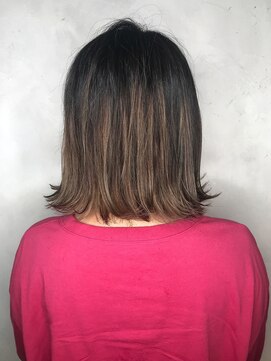 ネウィ 川崎(newi) レイヤーボブ