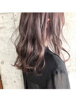 メーヴェ(Mowen) mowen 南堀江　ラベンダーアッシュ×ゆるふわレイヤーカット